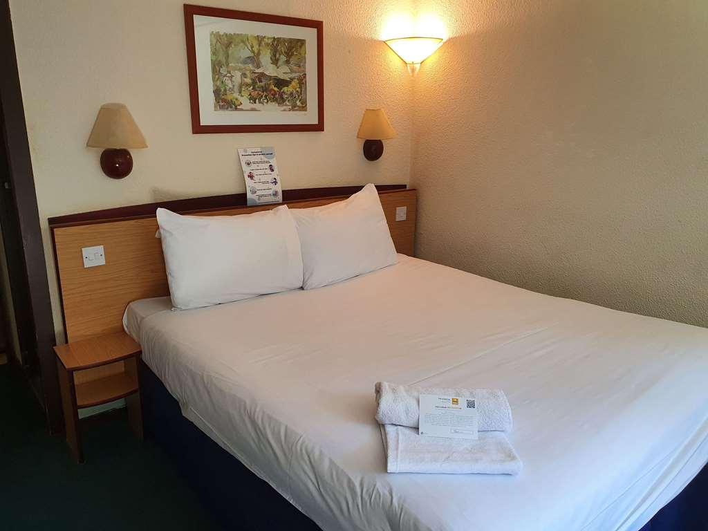 Campanile Hotel Cardiff Kamer foto